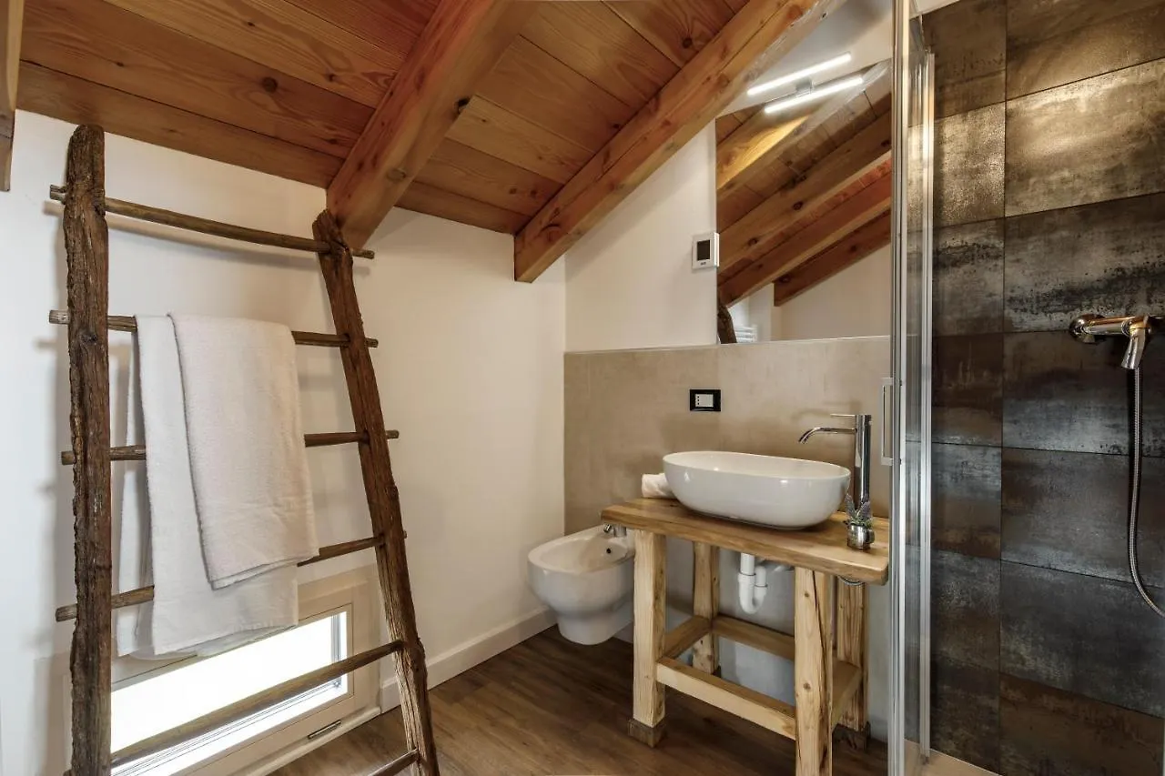 Casa21 Hotel Sant'Antonio Tortal 0*,